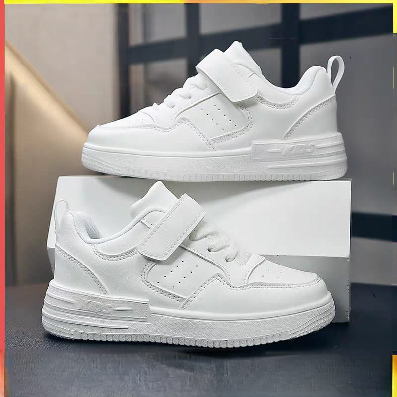 PU Leather White Shoes #2401